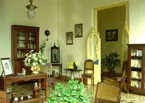 'Living room' Casas particulares are an alternative to hotels in Cuba.